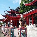 Visit Chinese temple during Semarang City Tour organized by yogyatours.com
