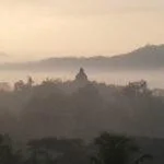 sunrise at Dagi by yogyatours.com