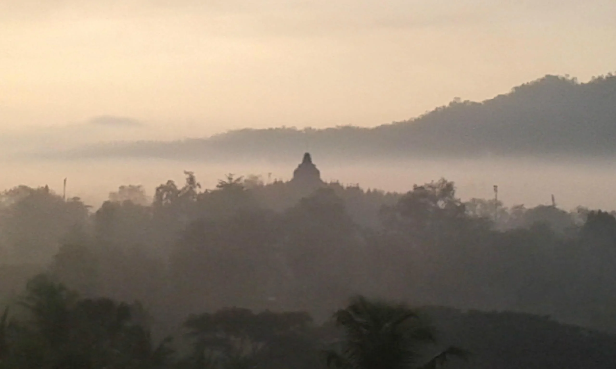 sunrise at Dagi by yogyatours.com