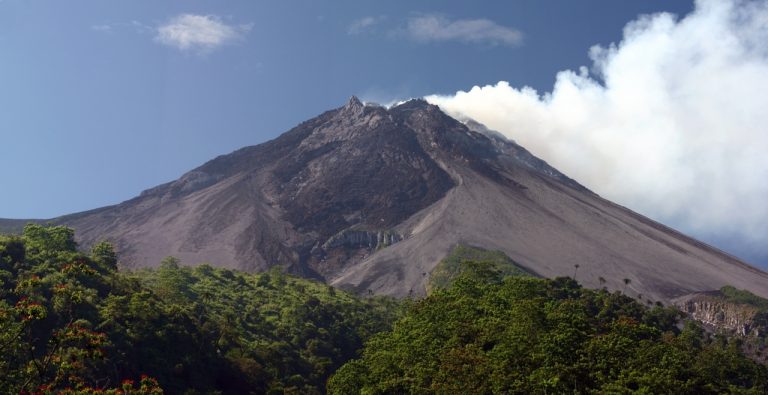 Mountein Merapi Mt. Merapi