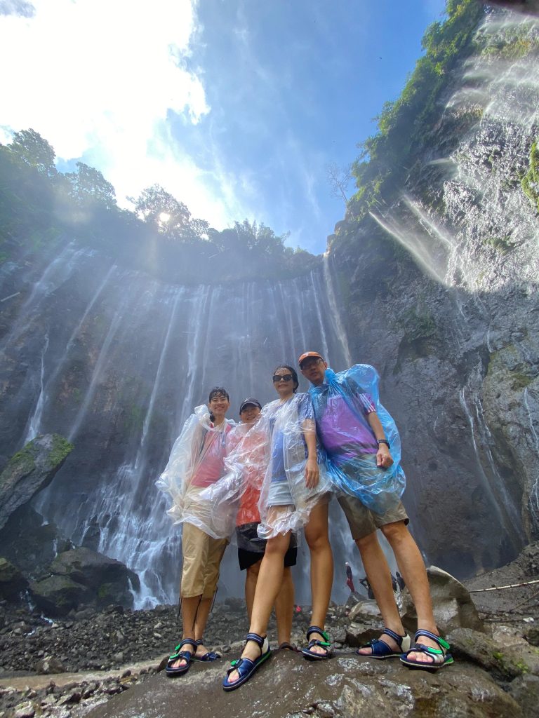 Tumpak sewu tour